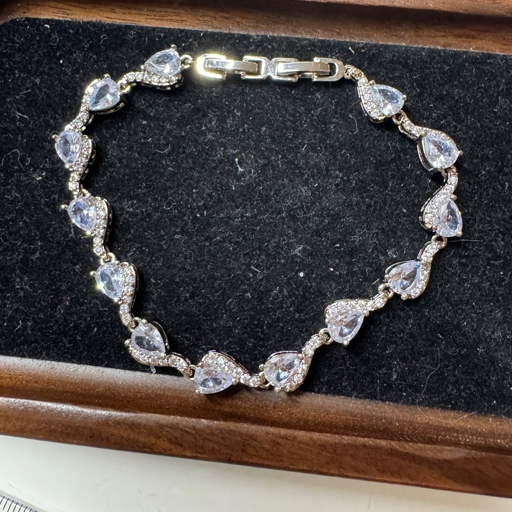 Elegant Silver Bracelet with Moissanite tear drop